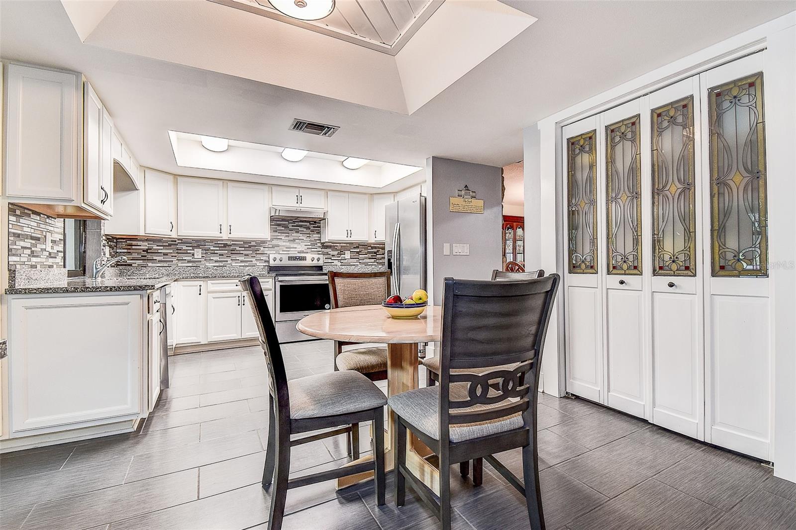 RIVER COUNTRY ESTATES - Residential