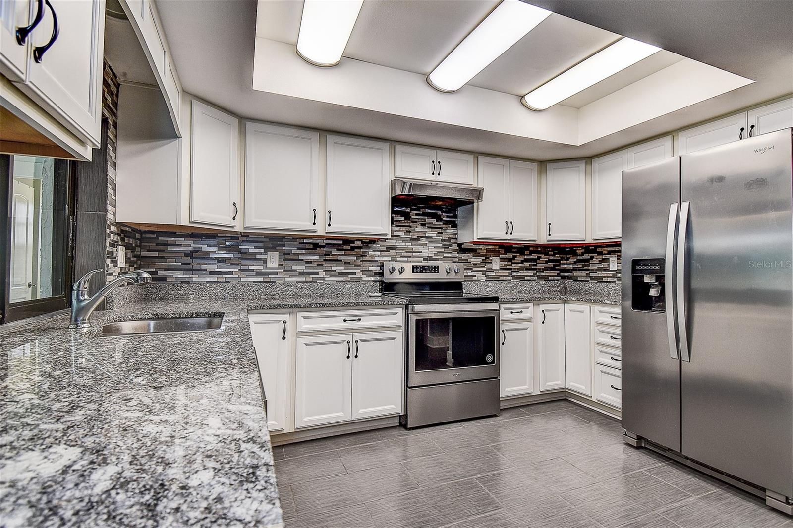 RIVER COUNTRY ESTATES - Residential