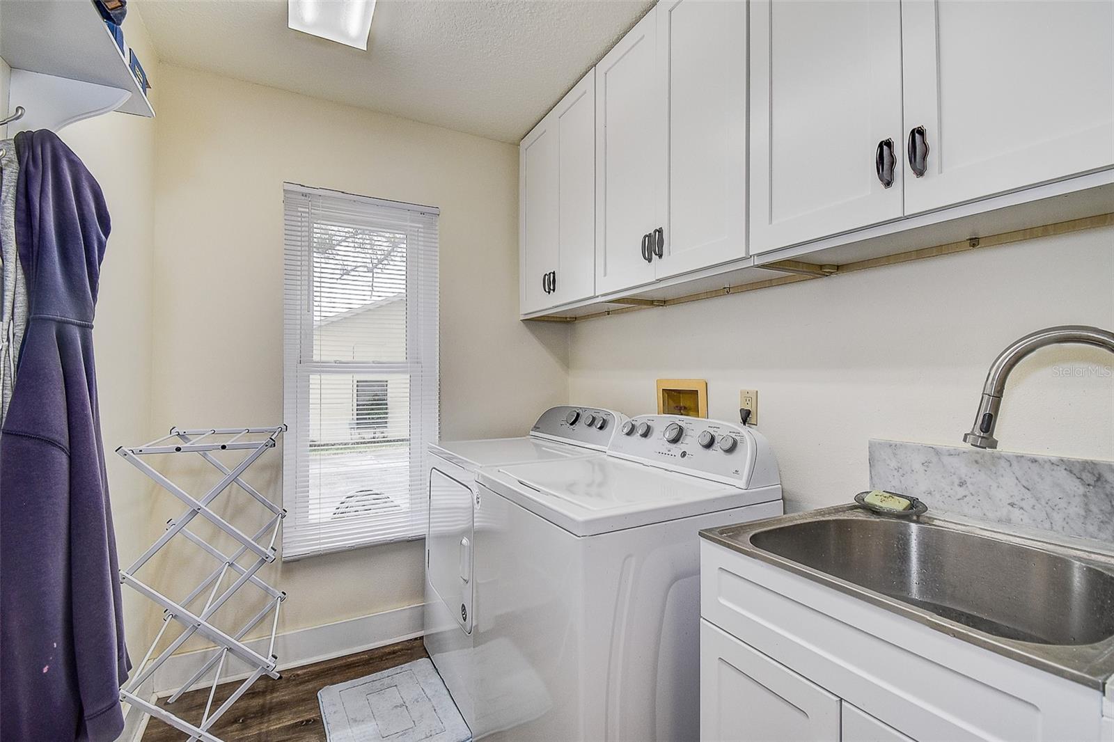 RIVER COUNTRY ESTATES - Residential