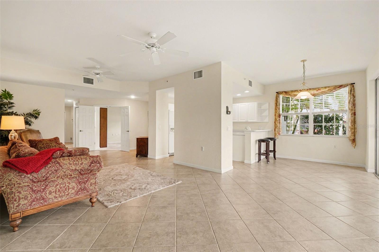 RIVERWOOD - Residential