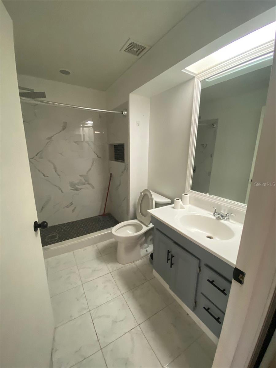 UNPLATTED - Residential Lease