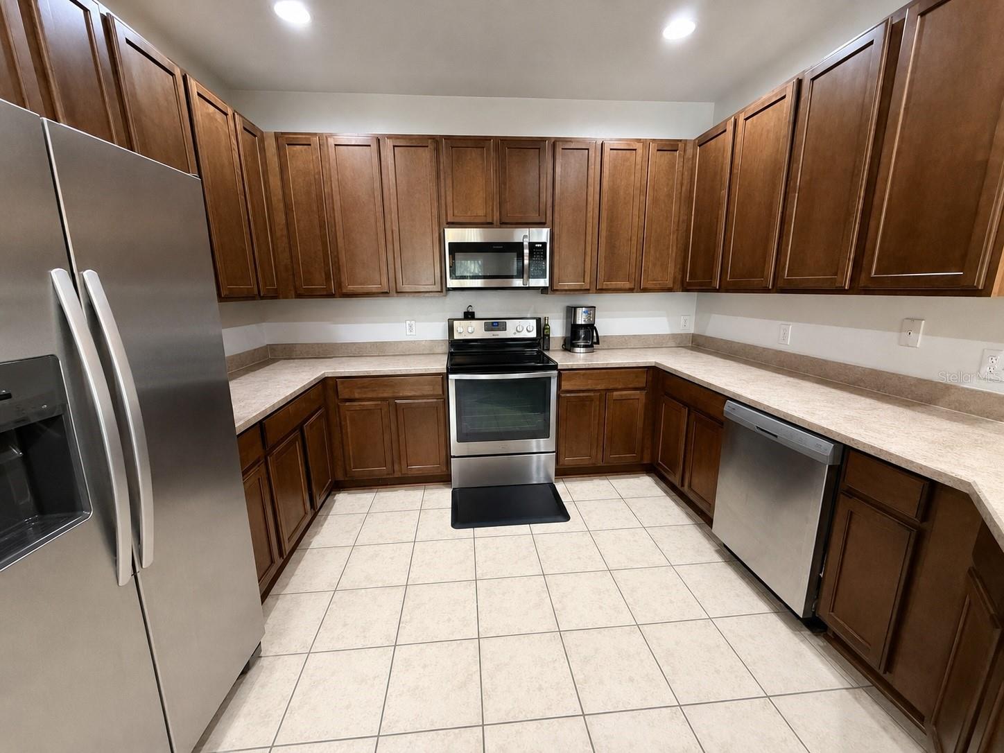 343 GOLDEN DEWDROP WAY