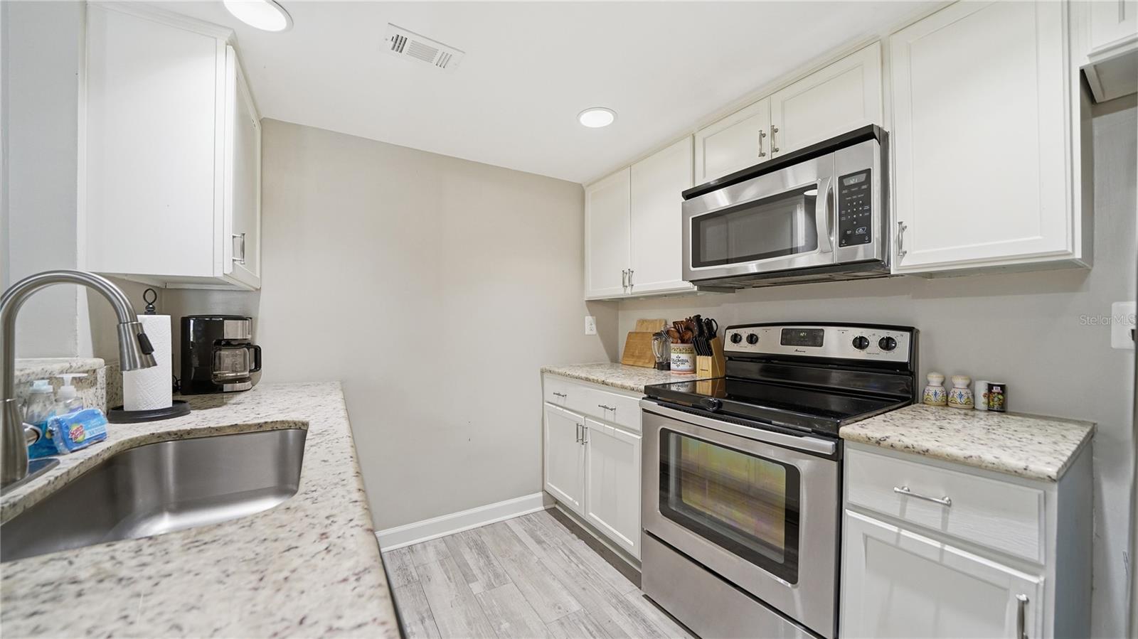 PONTE VEDRA SHORES WEST - Residential