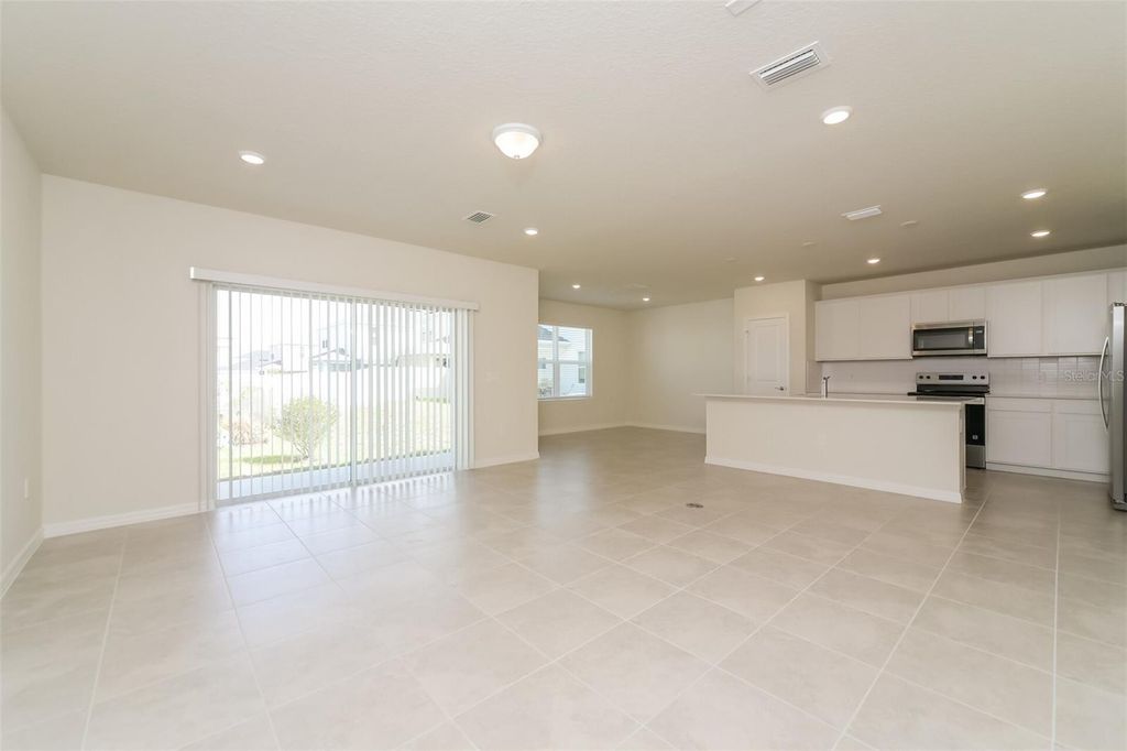 Photo of 3301 Ellsworth Avenue, Davenport, FL 33837 (MLS # O6393772)