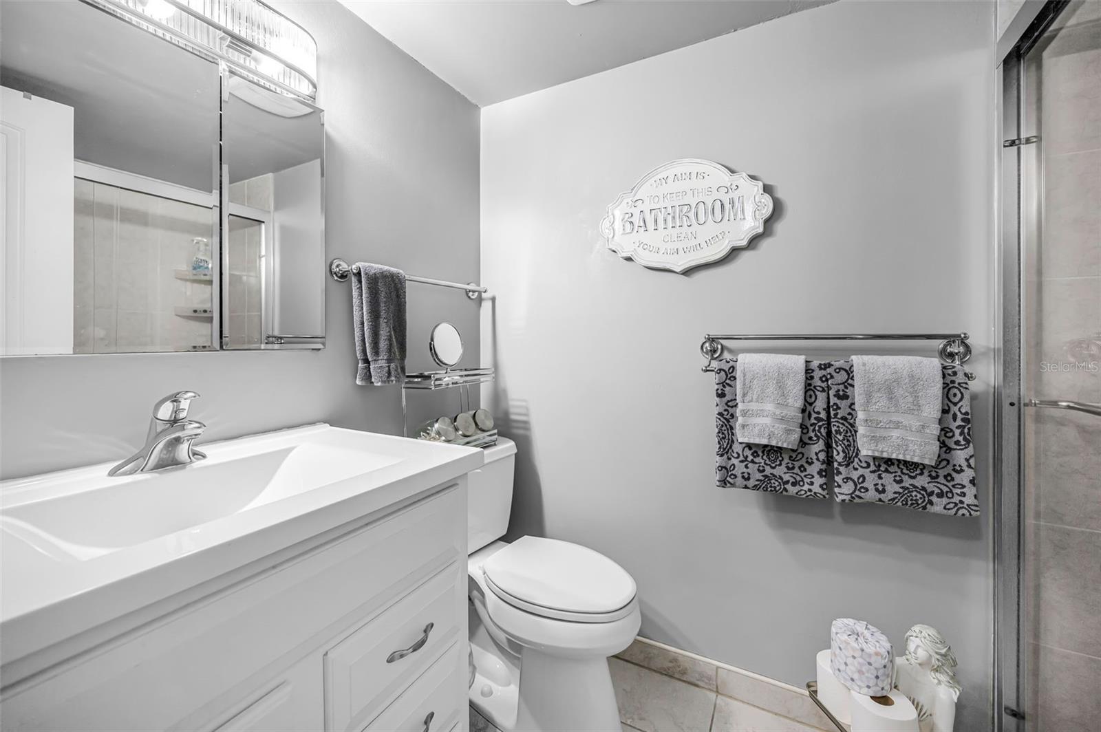 PARADISE SHORES - Residential