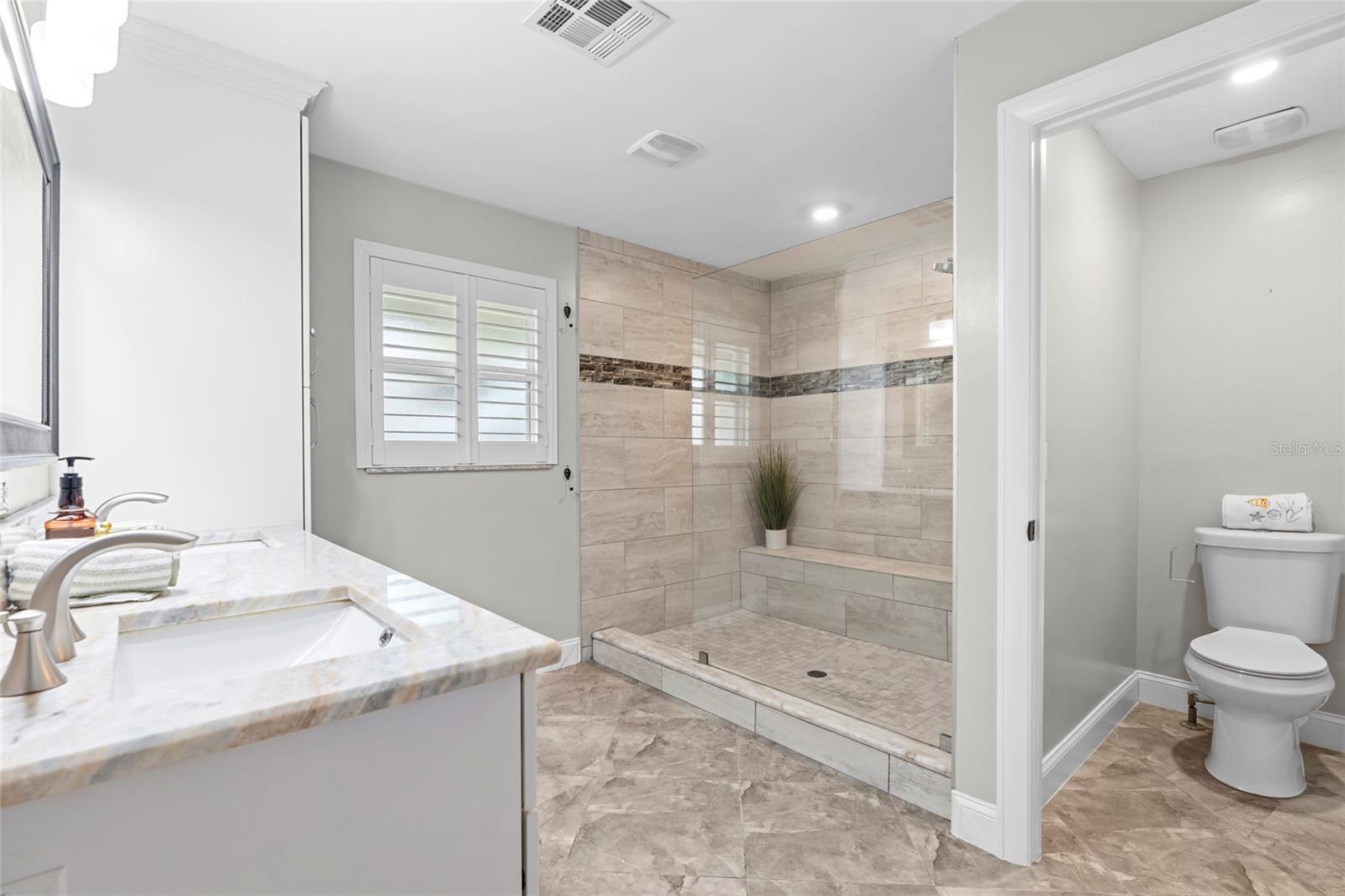 BROADWATER UNIT 2 BLK N - Residential