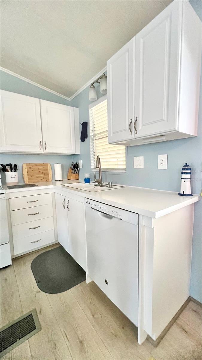 FAIRWAY VILLAGE MOBILE HOME PARK UNREC - Residential
