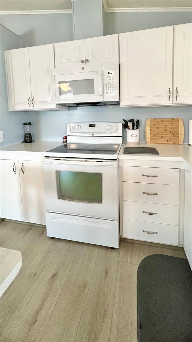 FAIRWAY VILLAGE MOBILE HOME PARK UNREC - Residential