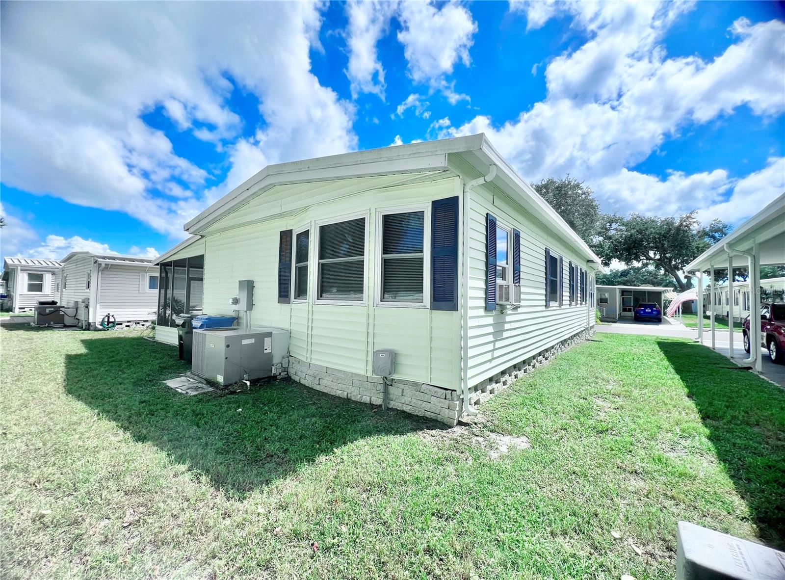 FAIRWAY VILLAGE MOBILE HOME PARK UNREC - Residential