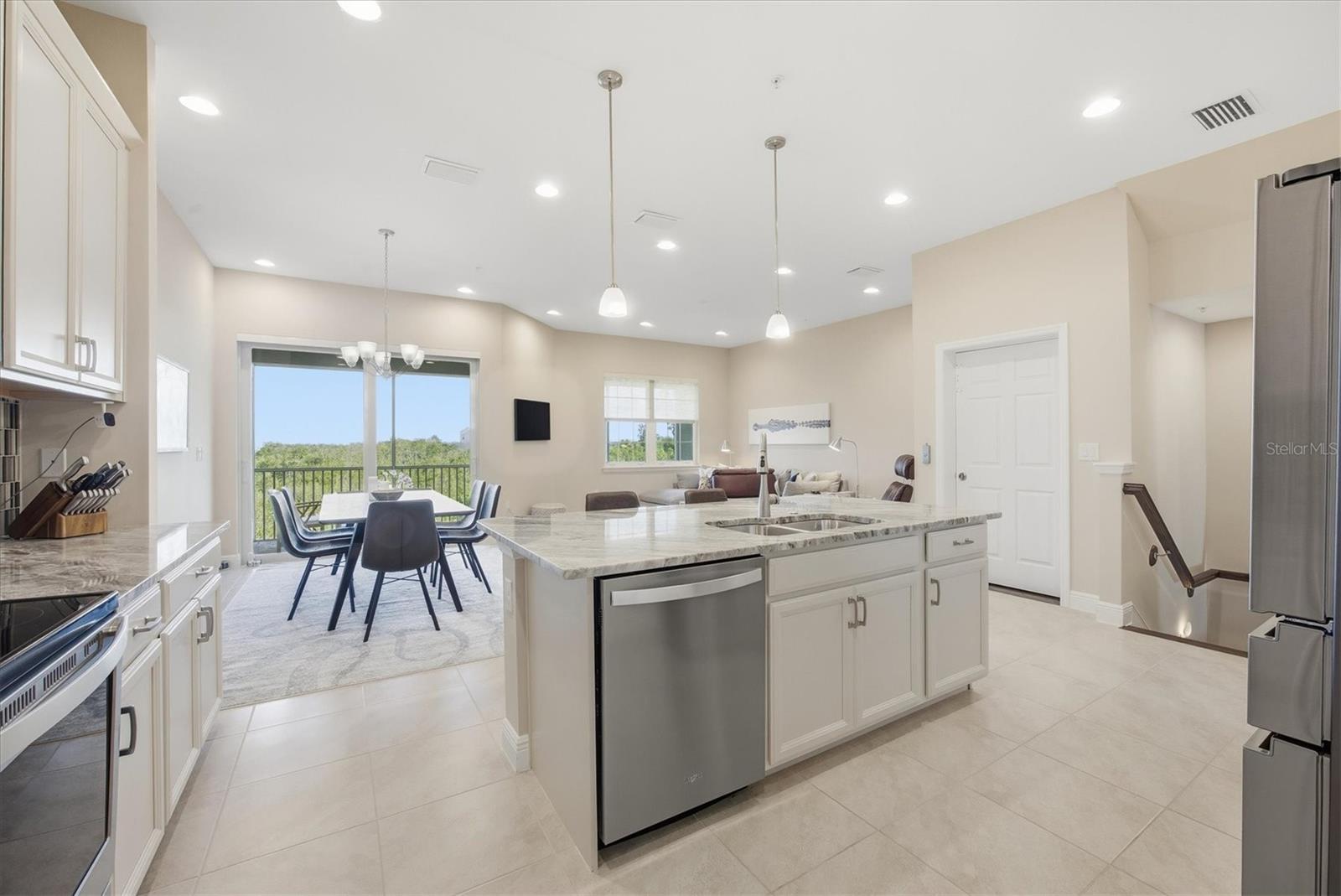 LANDINGS CORAL CRK - Residential