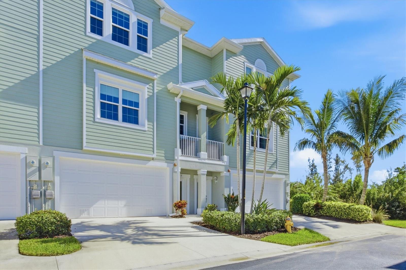 LANDINGS CORAL CRK - Residential