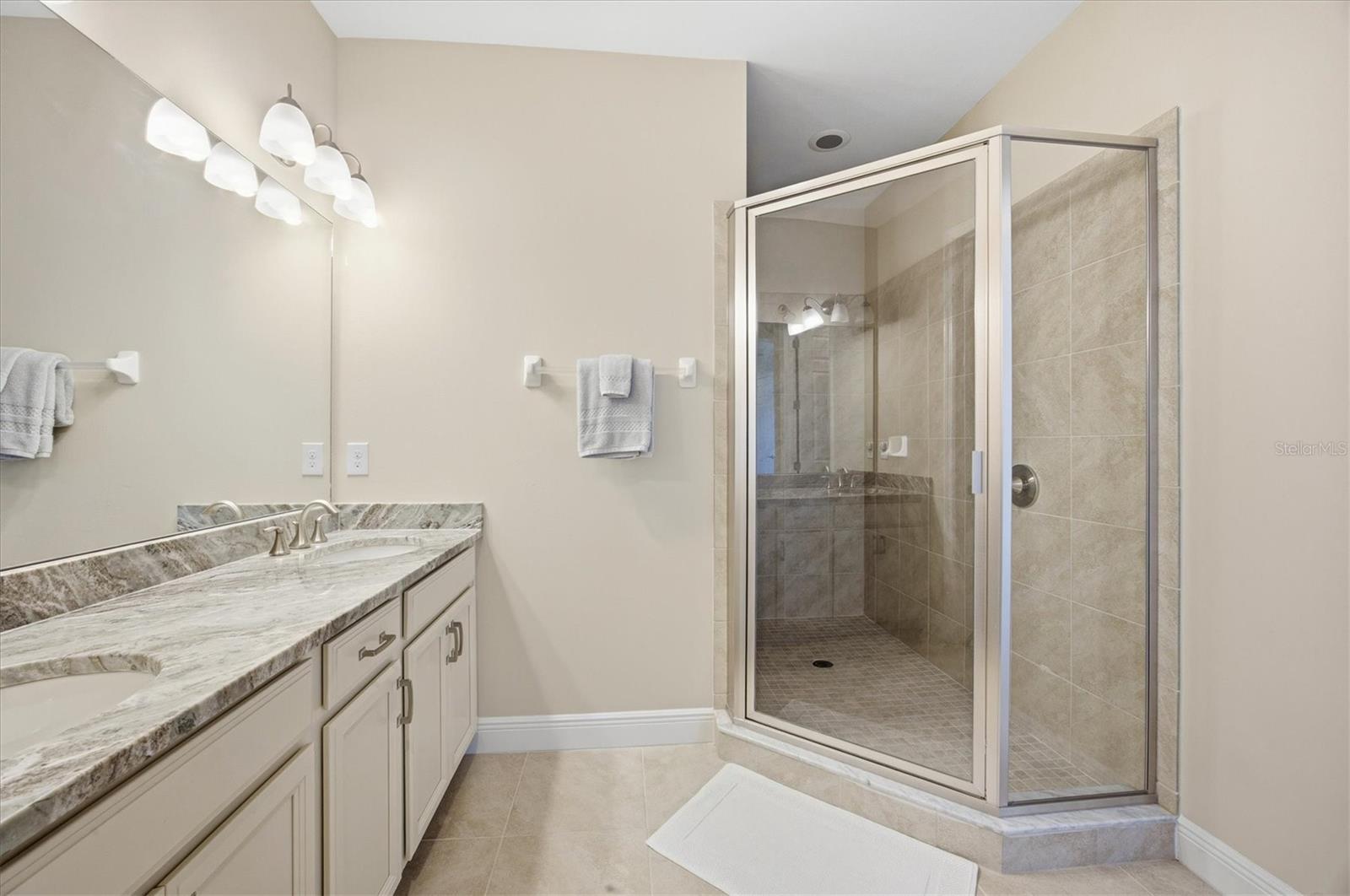 LANDINGS CORAL CRK - Residential