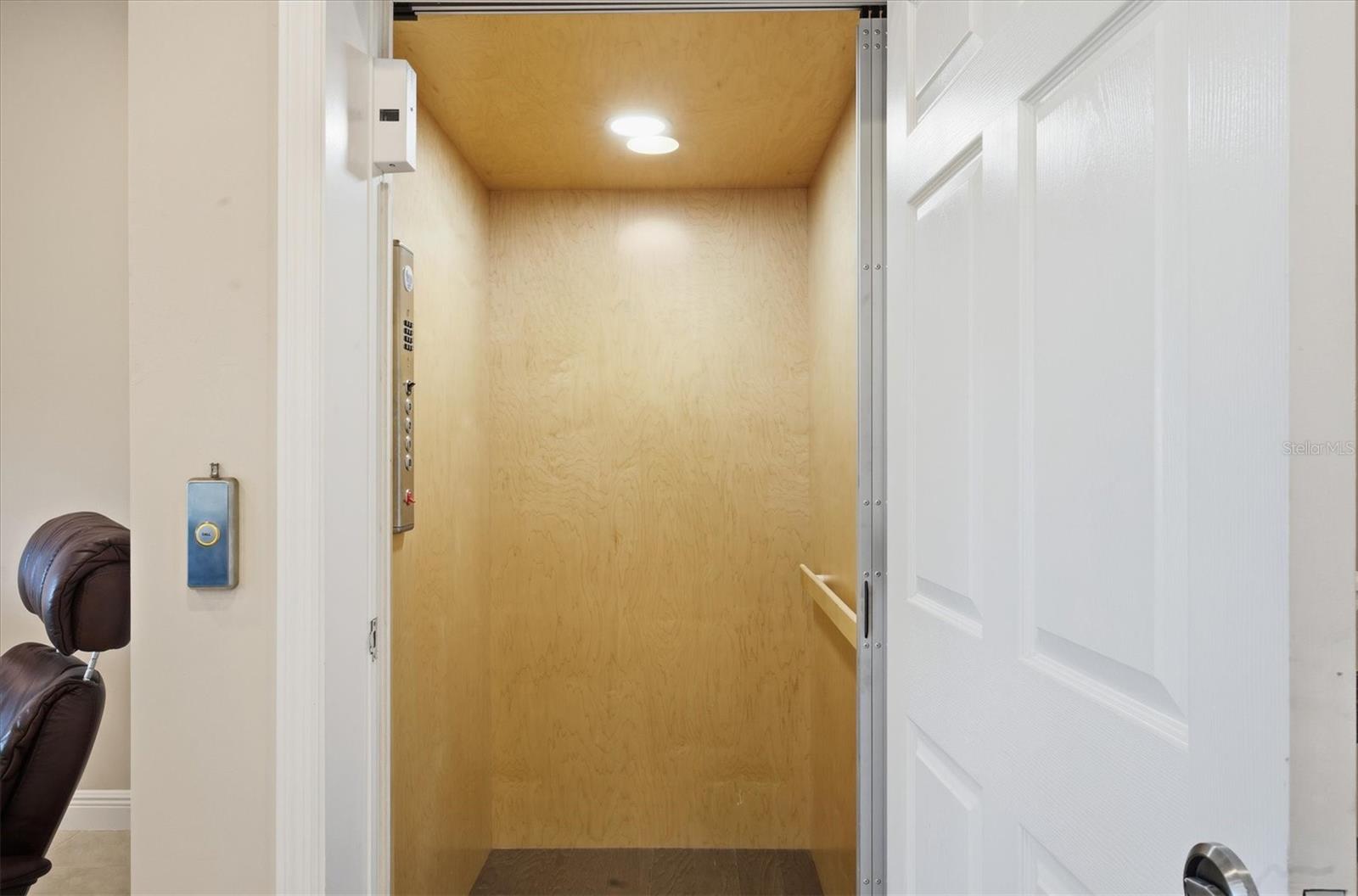 LANDINGS CORAL CRK - Residential