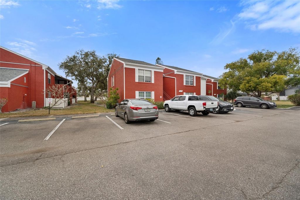 Photo of 1290 83rd Avenue N #B, St Petersburg, FL 33702 (MLS # TB8467977)