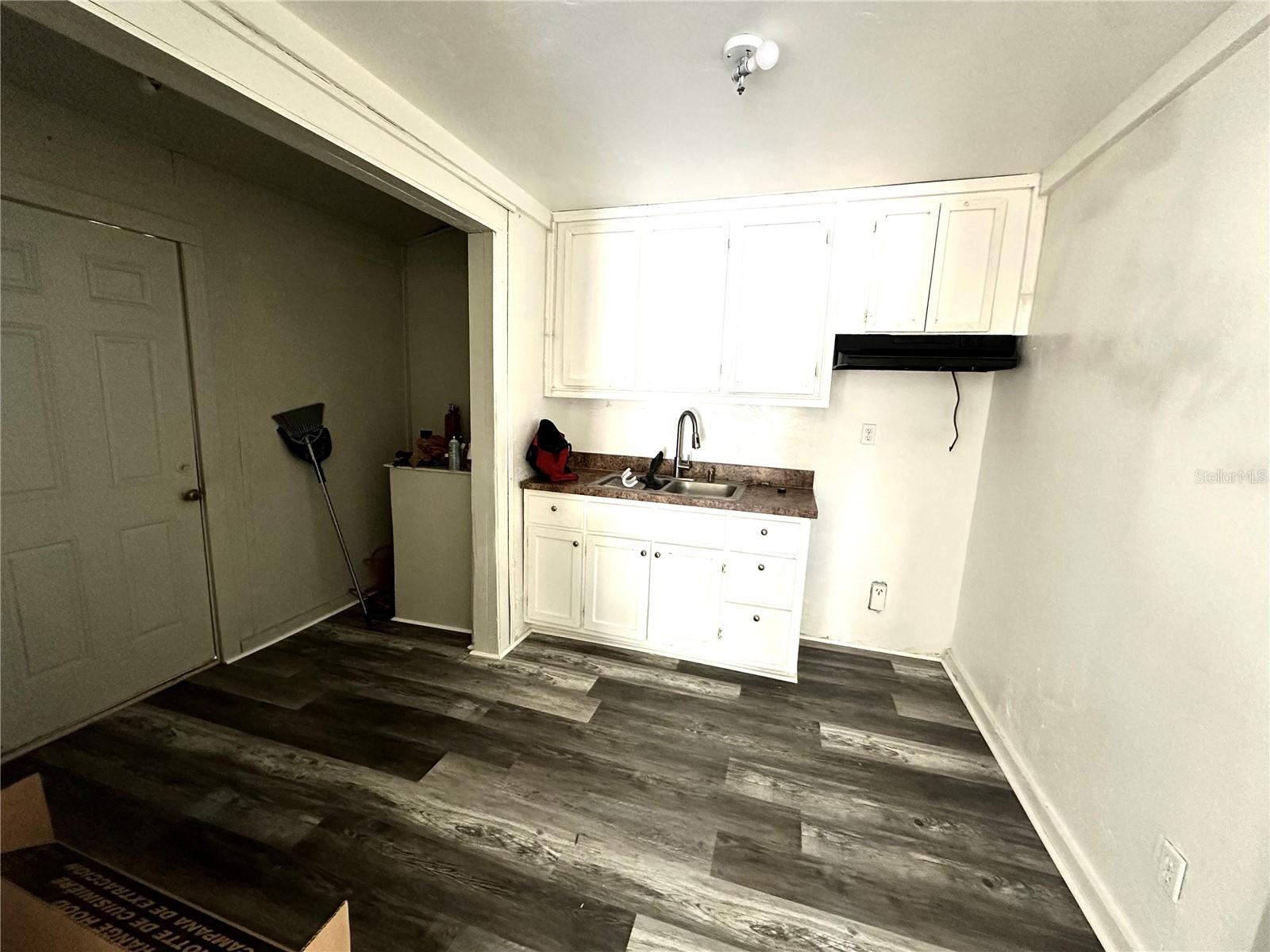 TERRIS ESTATES - Residential