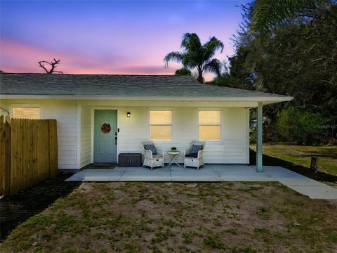 215 BRADBURY AVENUE OAK HILL FL 32759