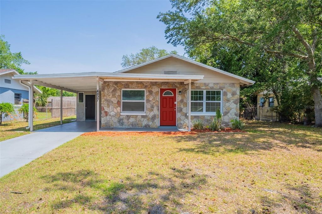 Photo of 4827 Elese Street, Orlando, FL 32811 (MLS # O6420983)
