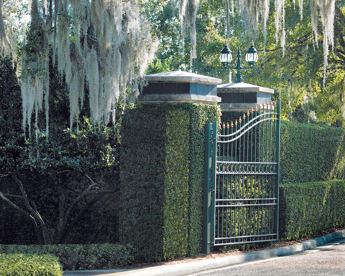 ISLEWORTH - Land
