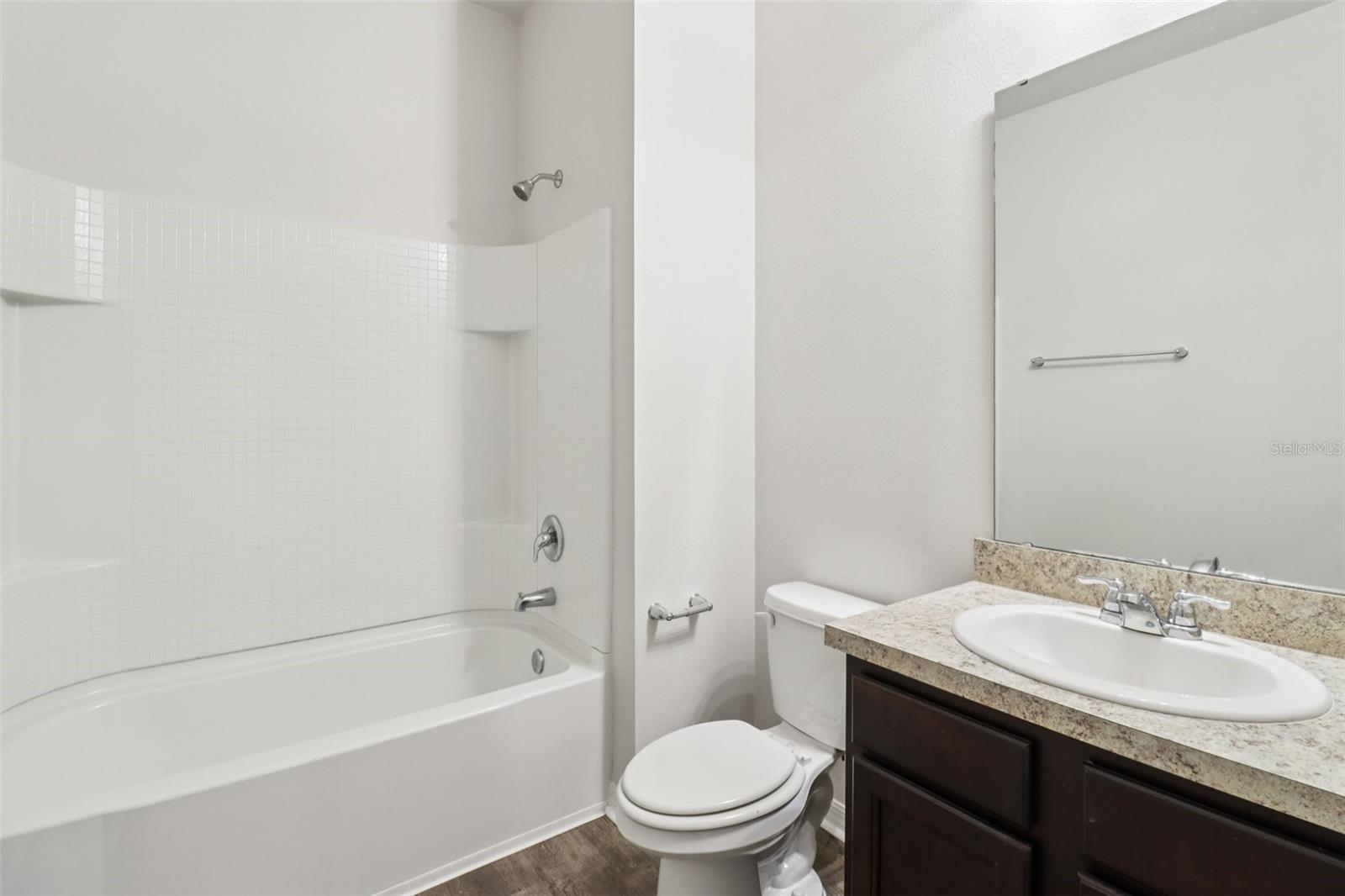 COASTAL WOODS UN B1 - Residential