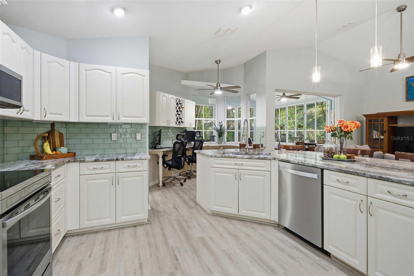 RAINBOW SPRINGS WOODLANDS - Residential