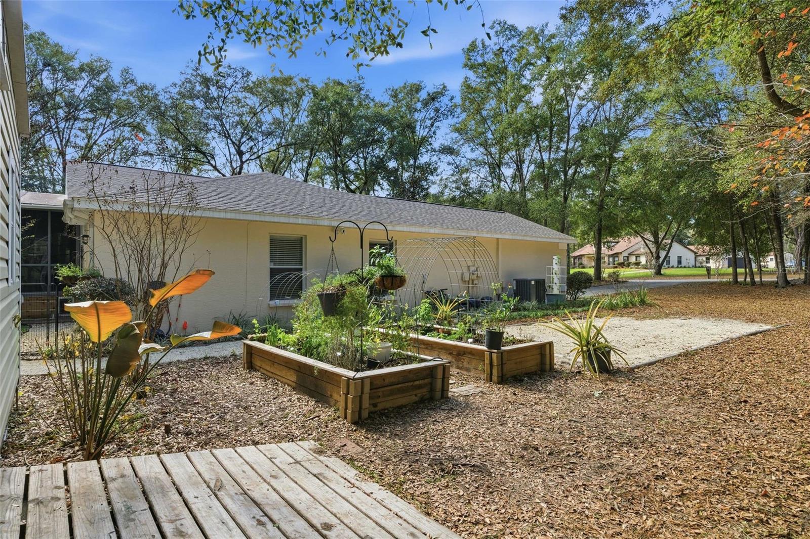 RAINBOW SPRINGS WOODLANDS - Residential