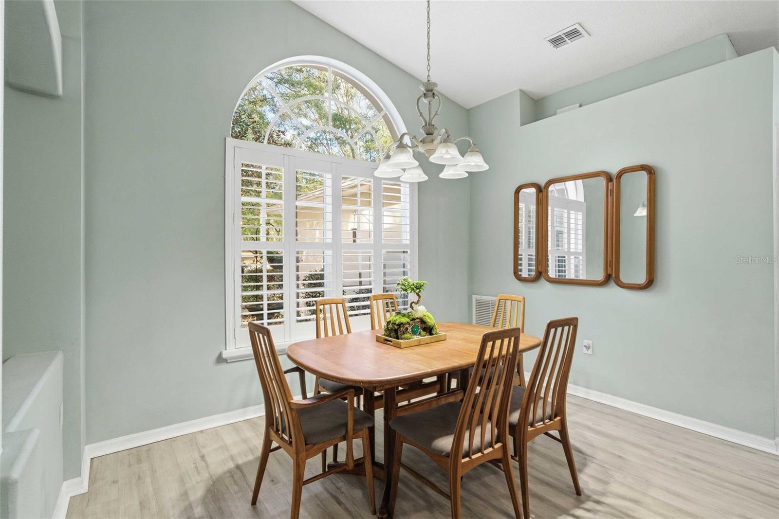 RAINBOW SPRINGS WOODLANDS - Residential