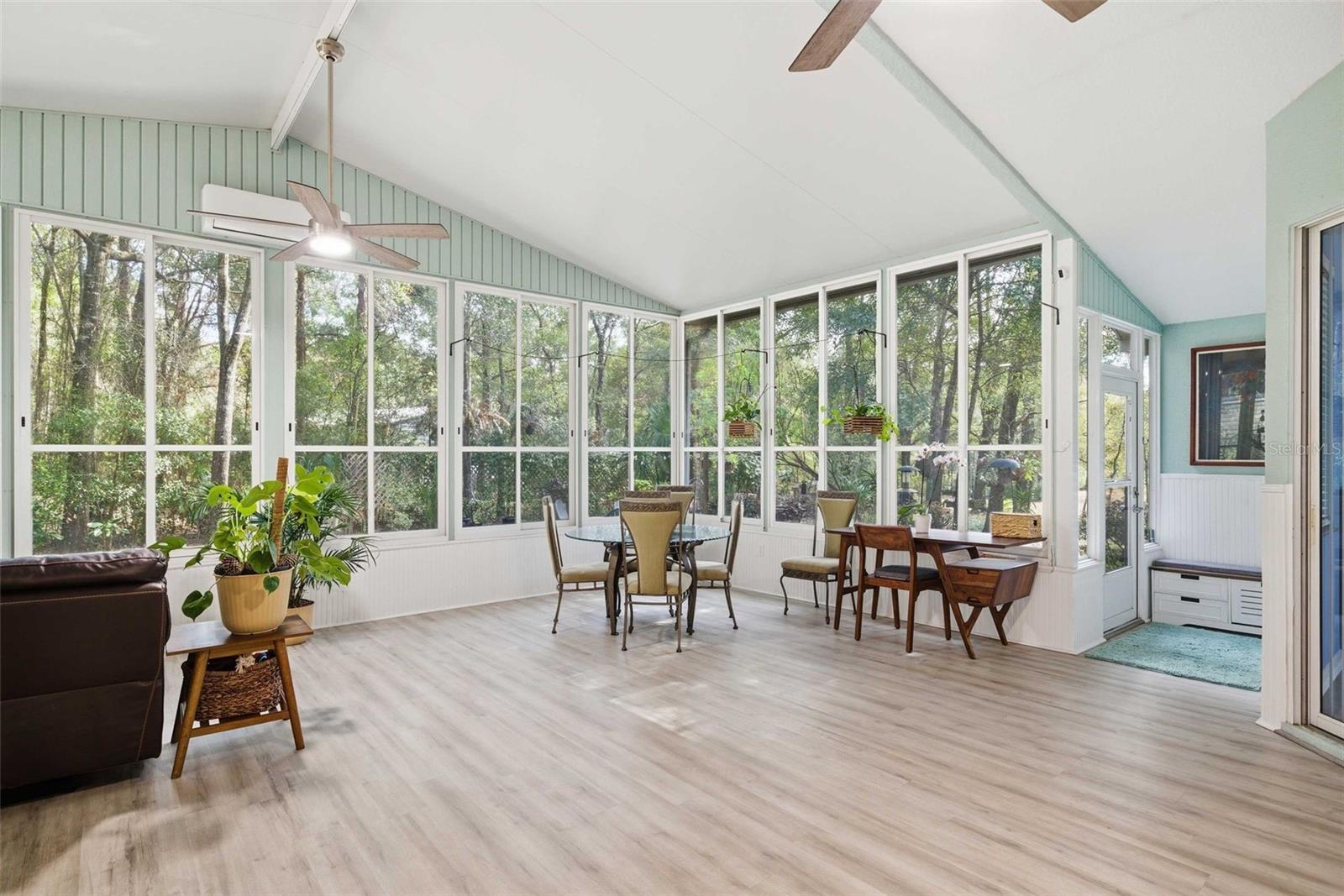 RAINBOW SPRINGS WOODLANDS - Residential