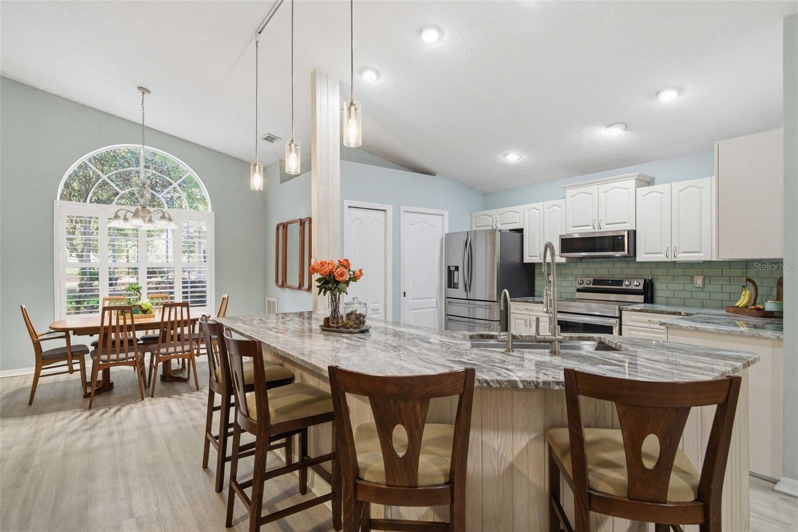 RAINBOW SPRINGS WOODLANDS - Residential