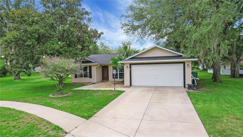 Tiny photo for 1204 Oak Hammock Lane, Lady Lake, FL 32159 (MLS # G5114198)