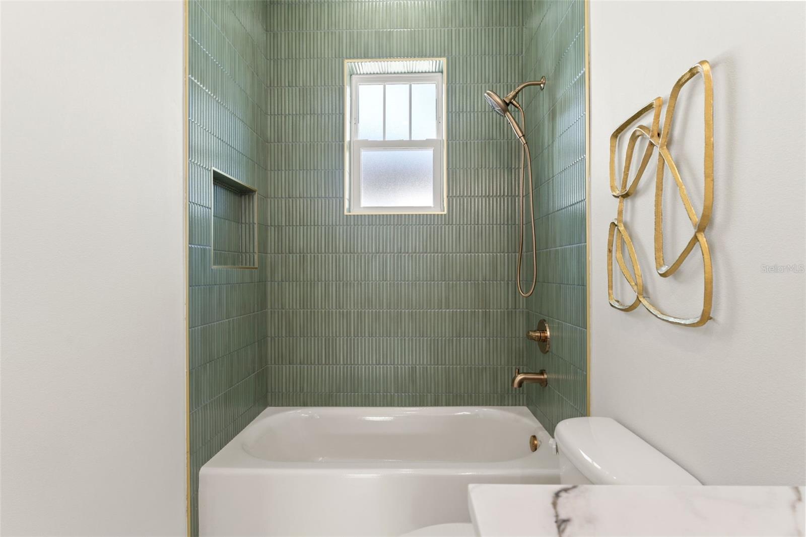 ALSTON HEIGHTS - Residential