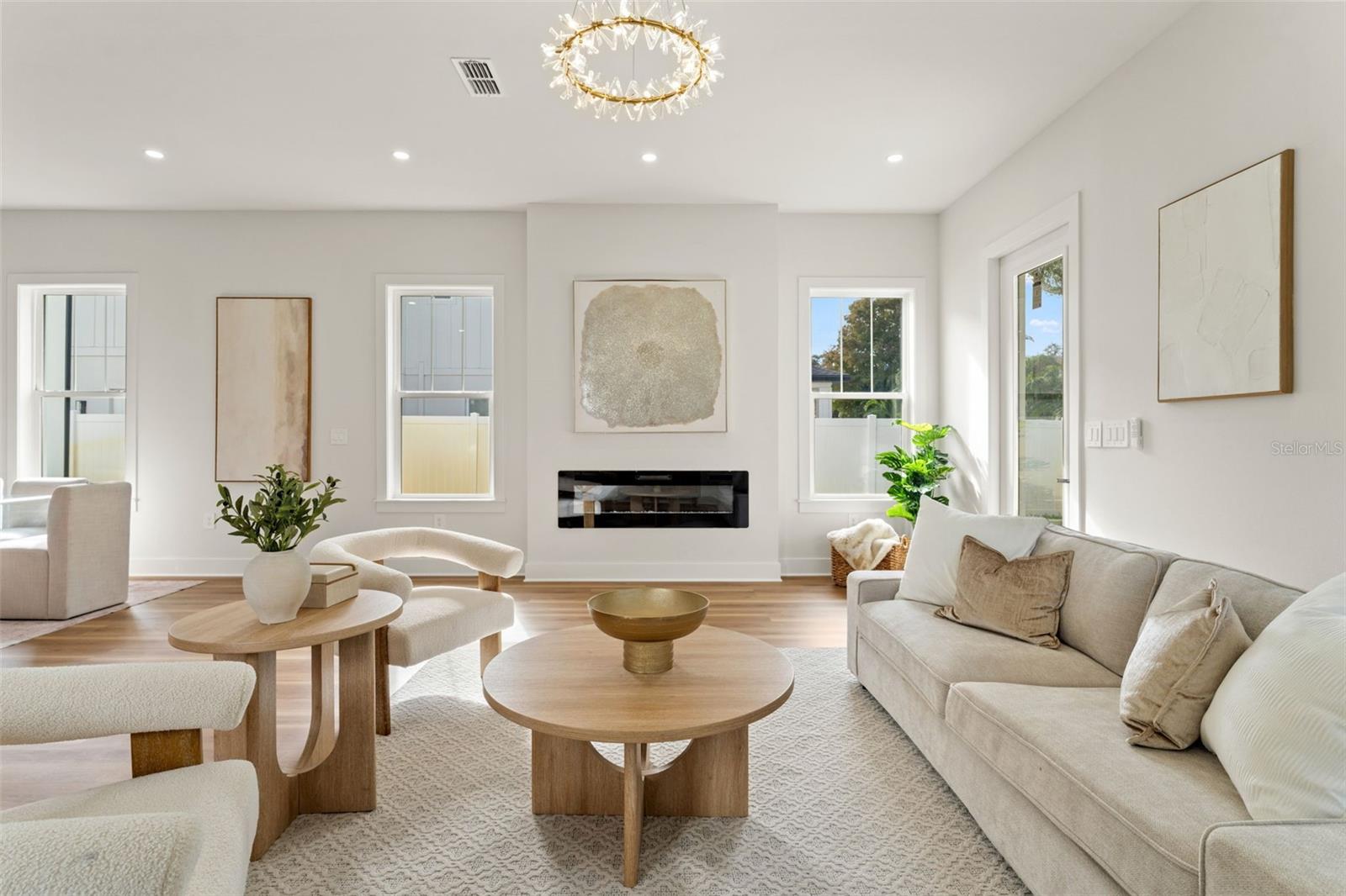 ALSTON HEIGHTS - Residential