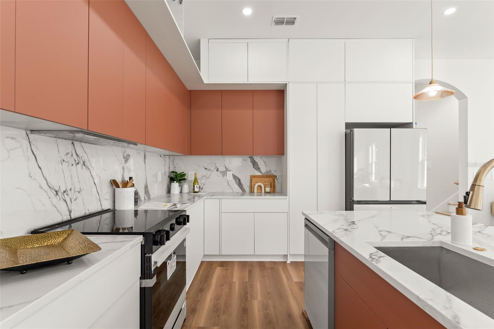 ALSTON HEIGHTS - Residential