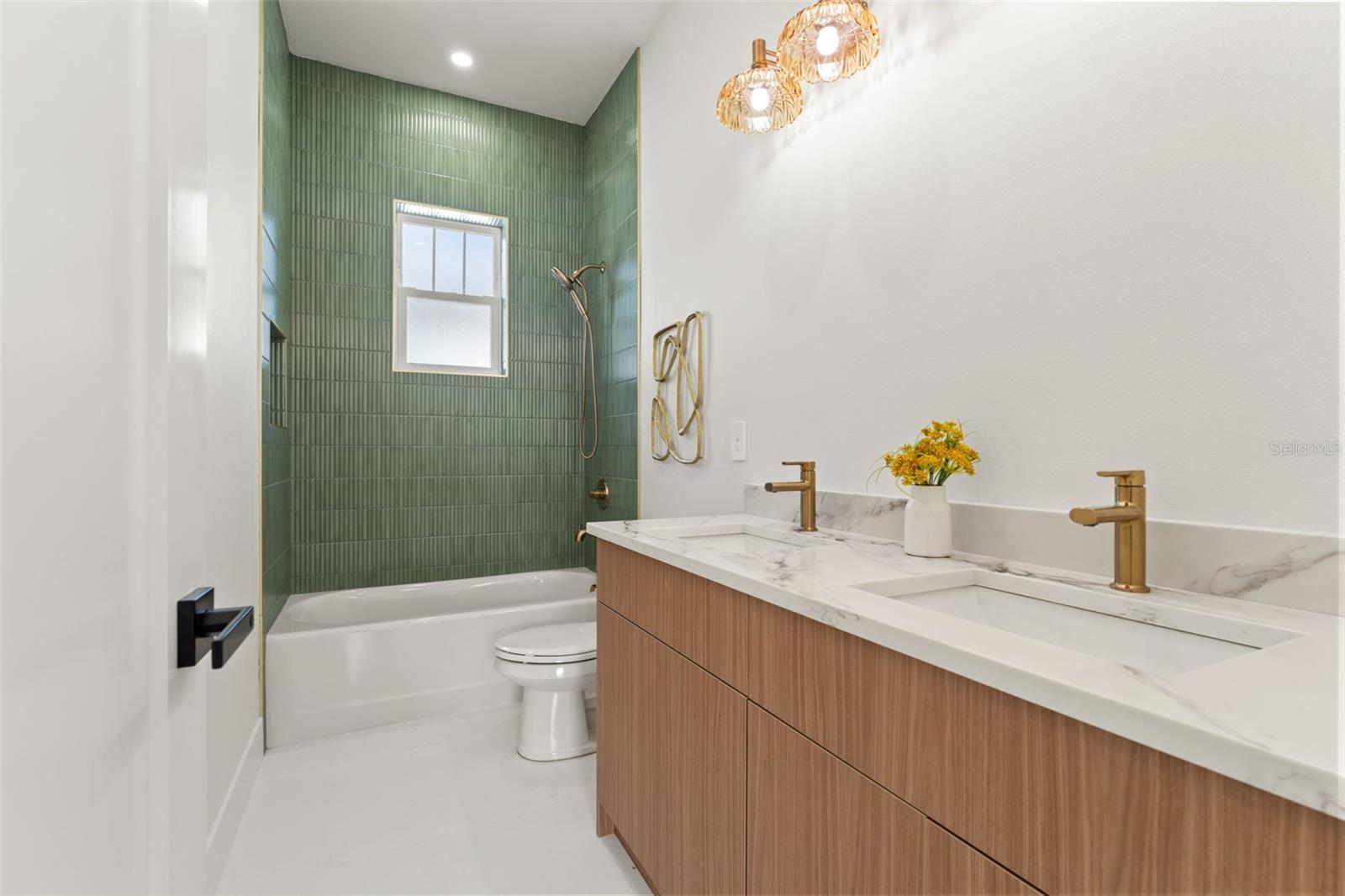 ALSTON HEIGHTS - Residential