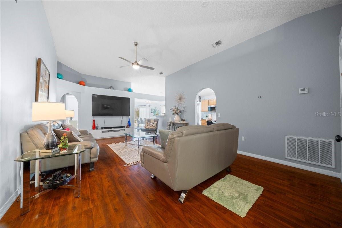 WETHERBEE LAKES SUB - Residential