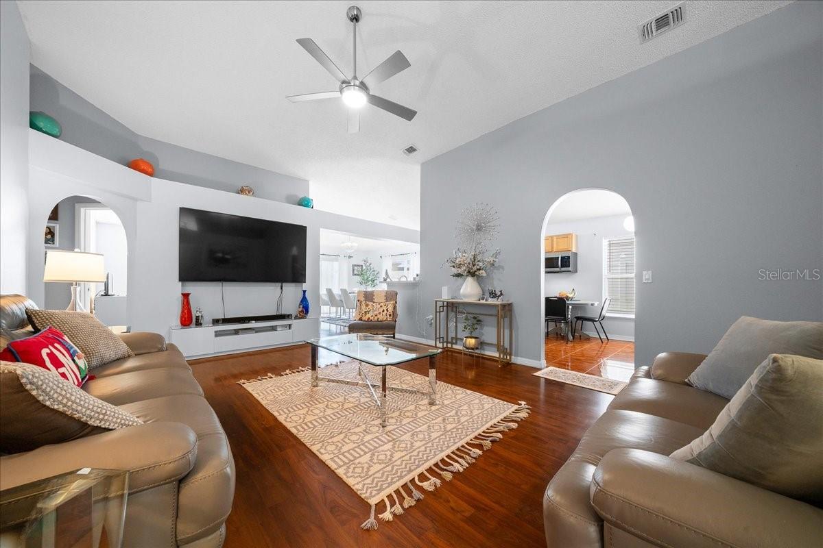 WETHERBEE LAKES SUB - Residential