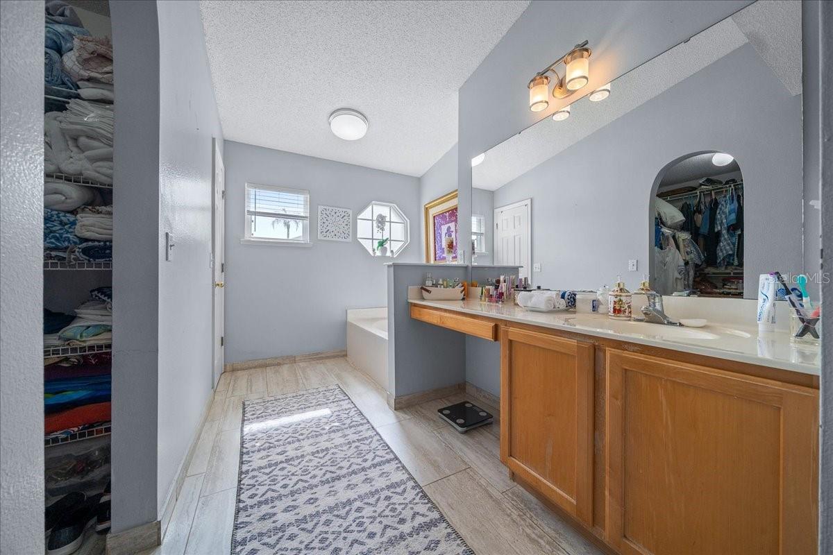 WETHERBEE LAKES SUB - Residential