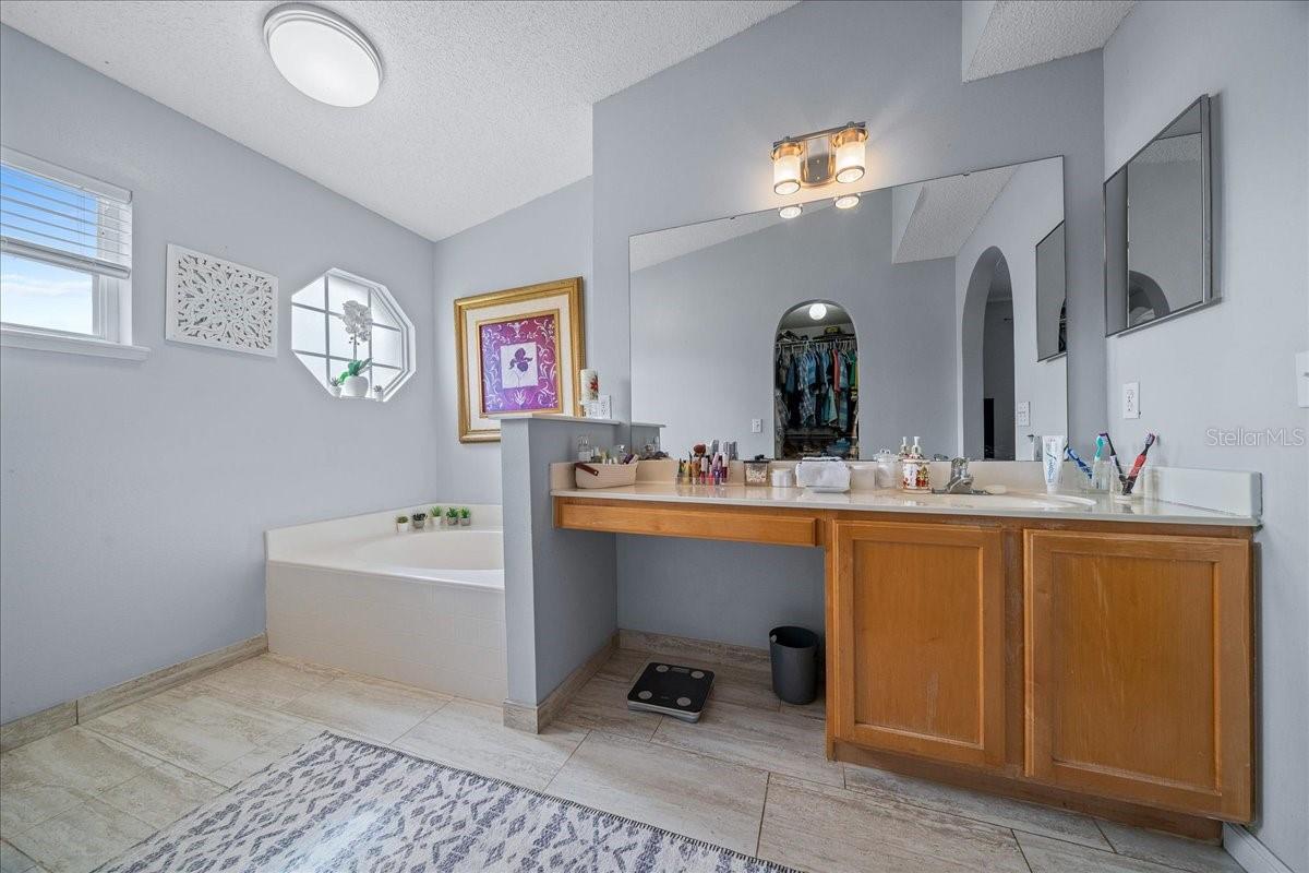 WETHERBEE LAKES SUB - Residential