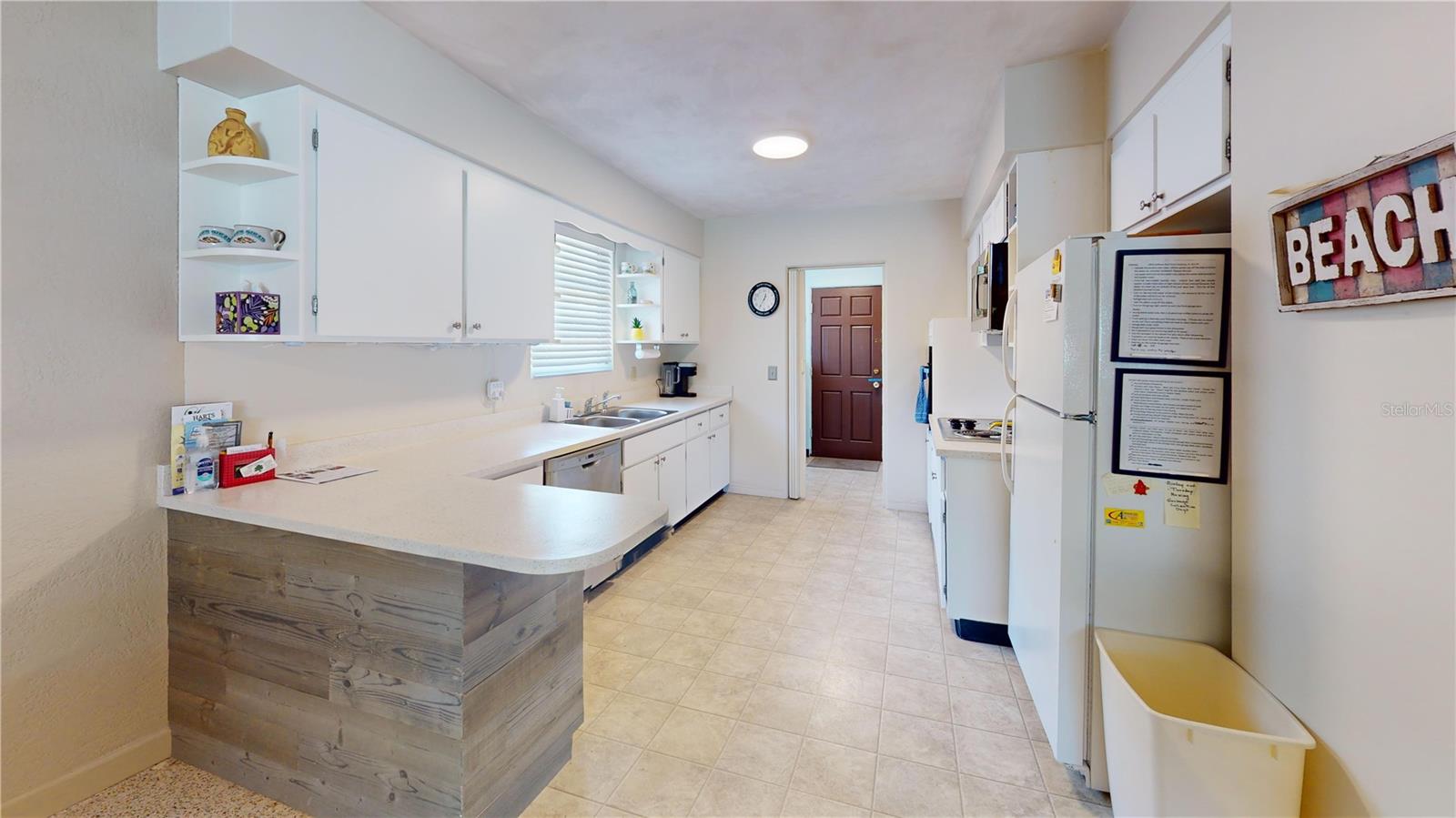 TROPICAL PALM TERRACE - Residential