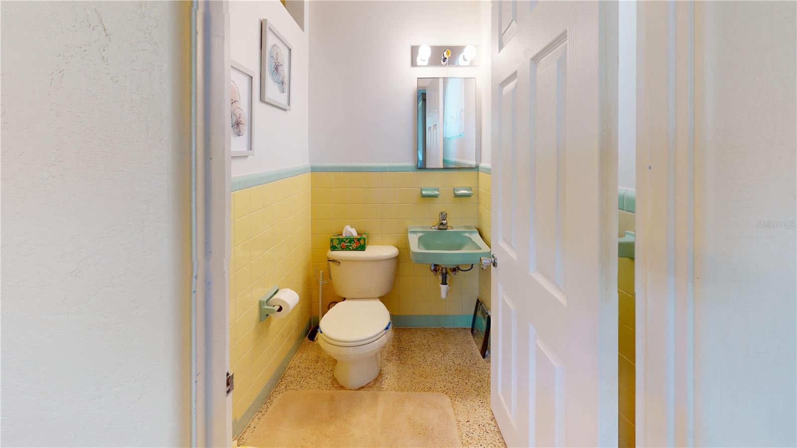 TROPICAL PALM TERRACE - Residential