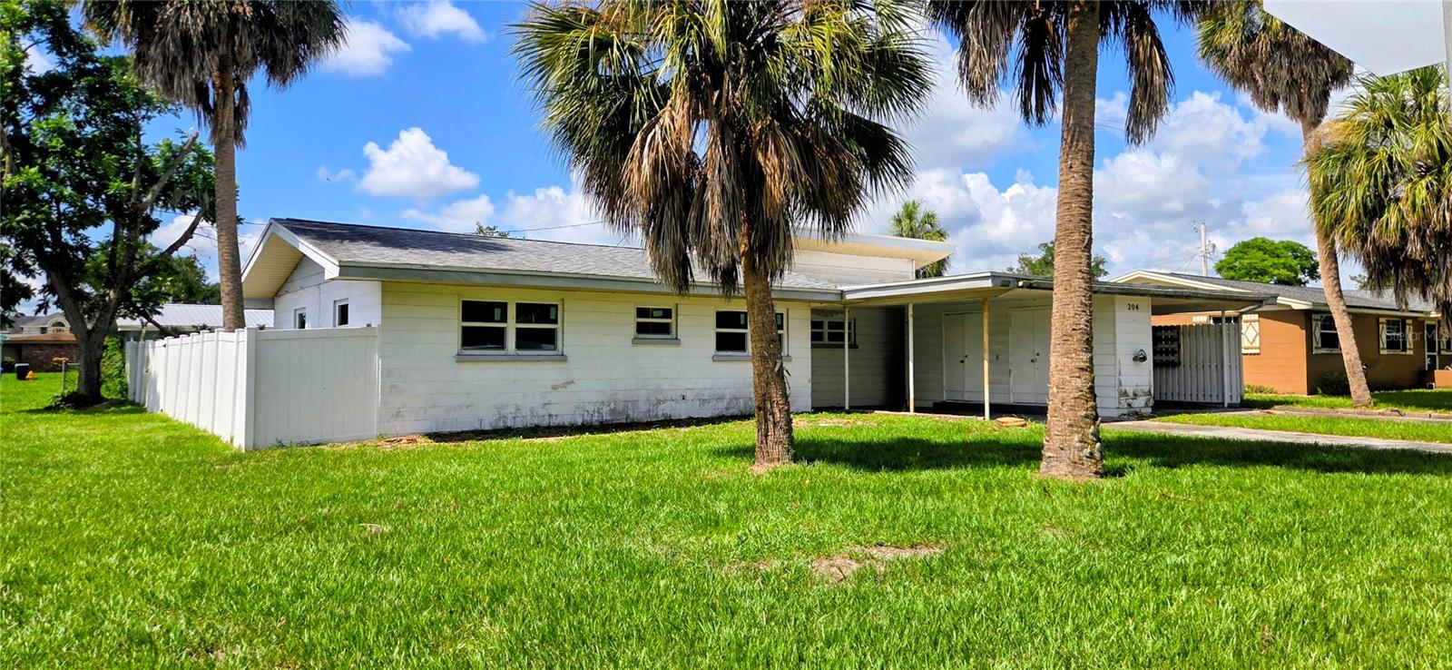 204 BOBBIE CIRCLE