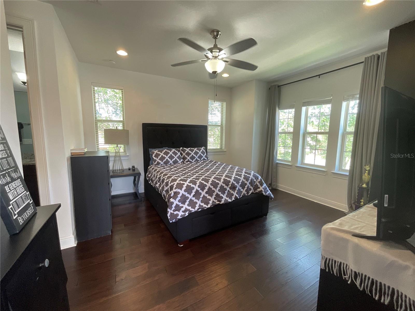 CANOPY OAKS PH 1 - Residential