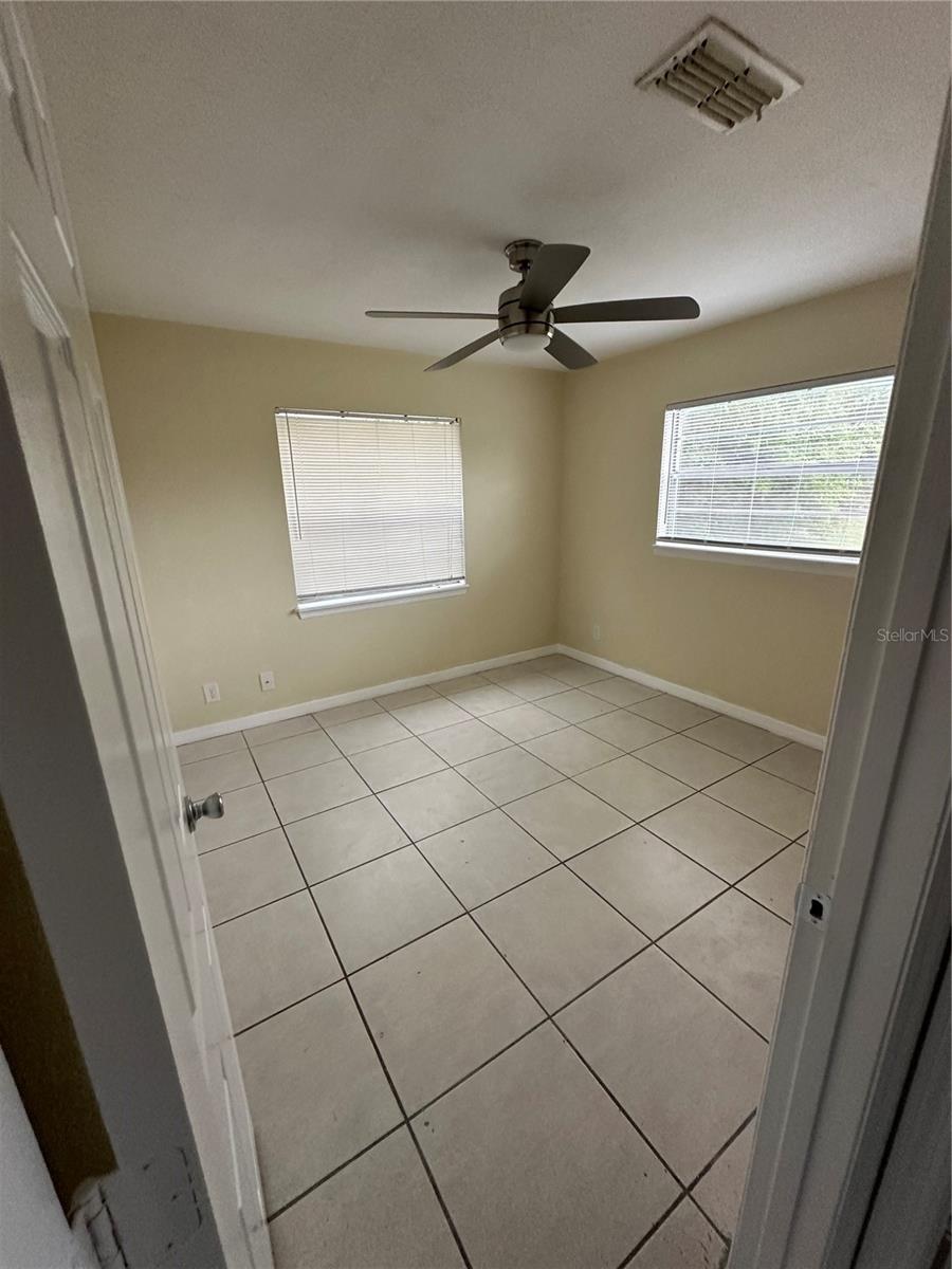 DELTONA LAKES UNIT 29 & 37 REP - Residential Lease