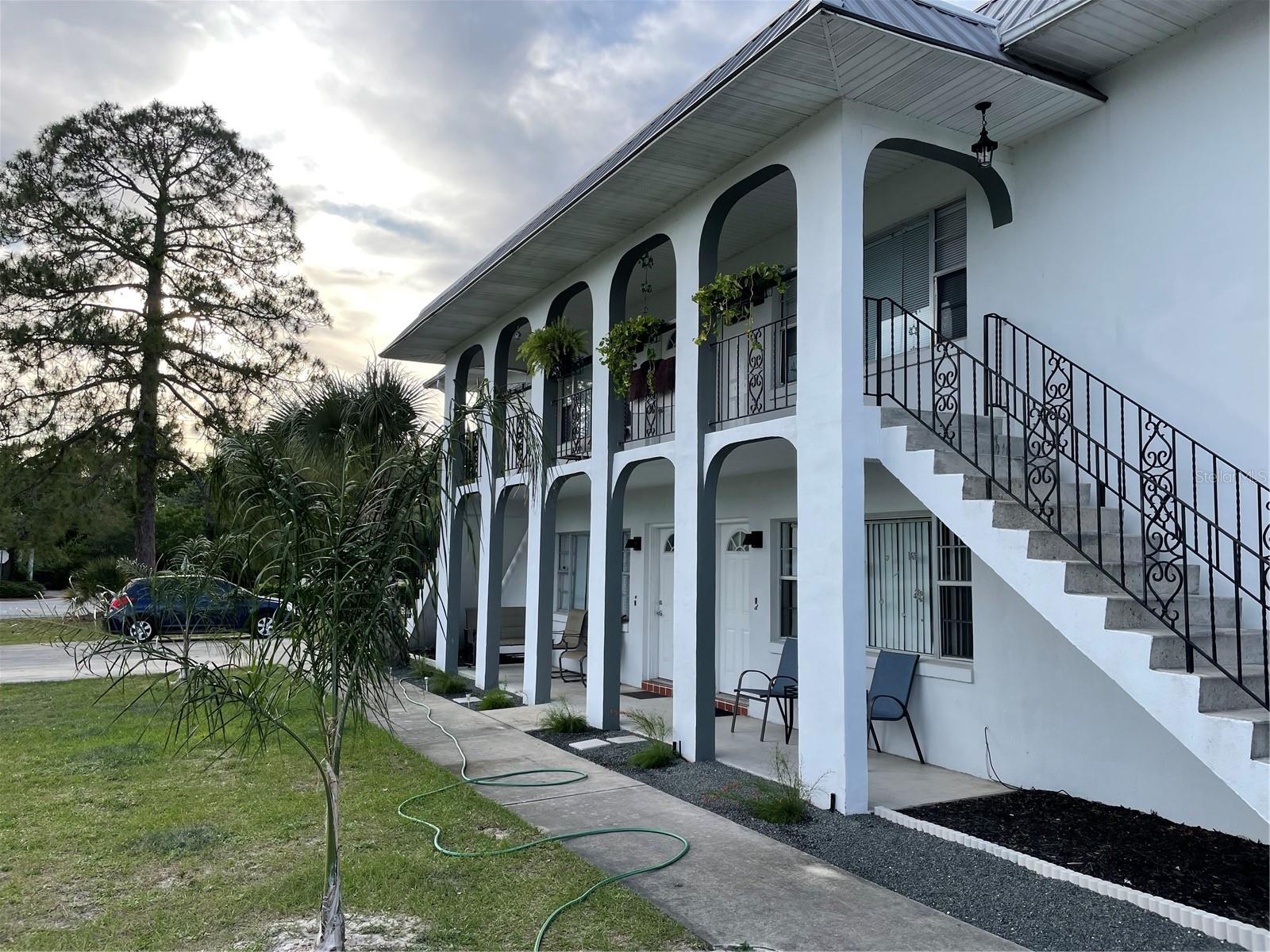 DELTONA LAKES UNIT 29 & 37 REP - Residential Lease