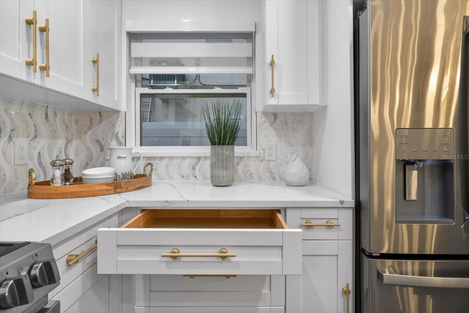 SHORE ACRES EDGEWATER SEC - Residential