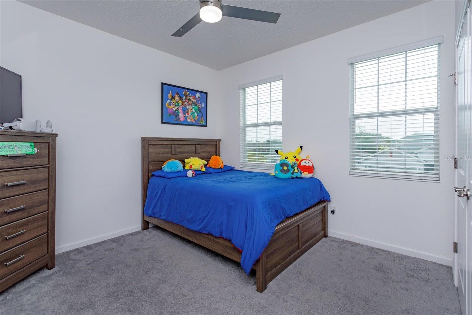 REDBRIDGE SQUARE - Residential