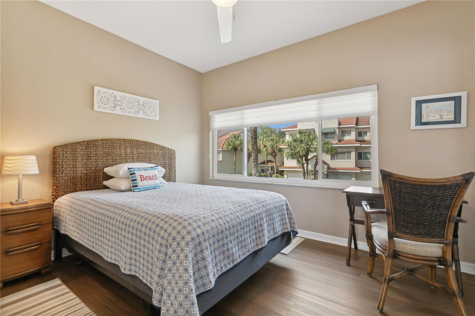 MIRABELLA TWNHMS SUB - Residential Lease
