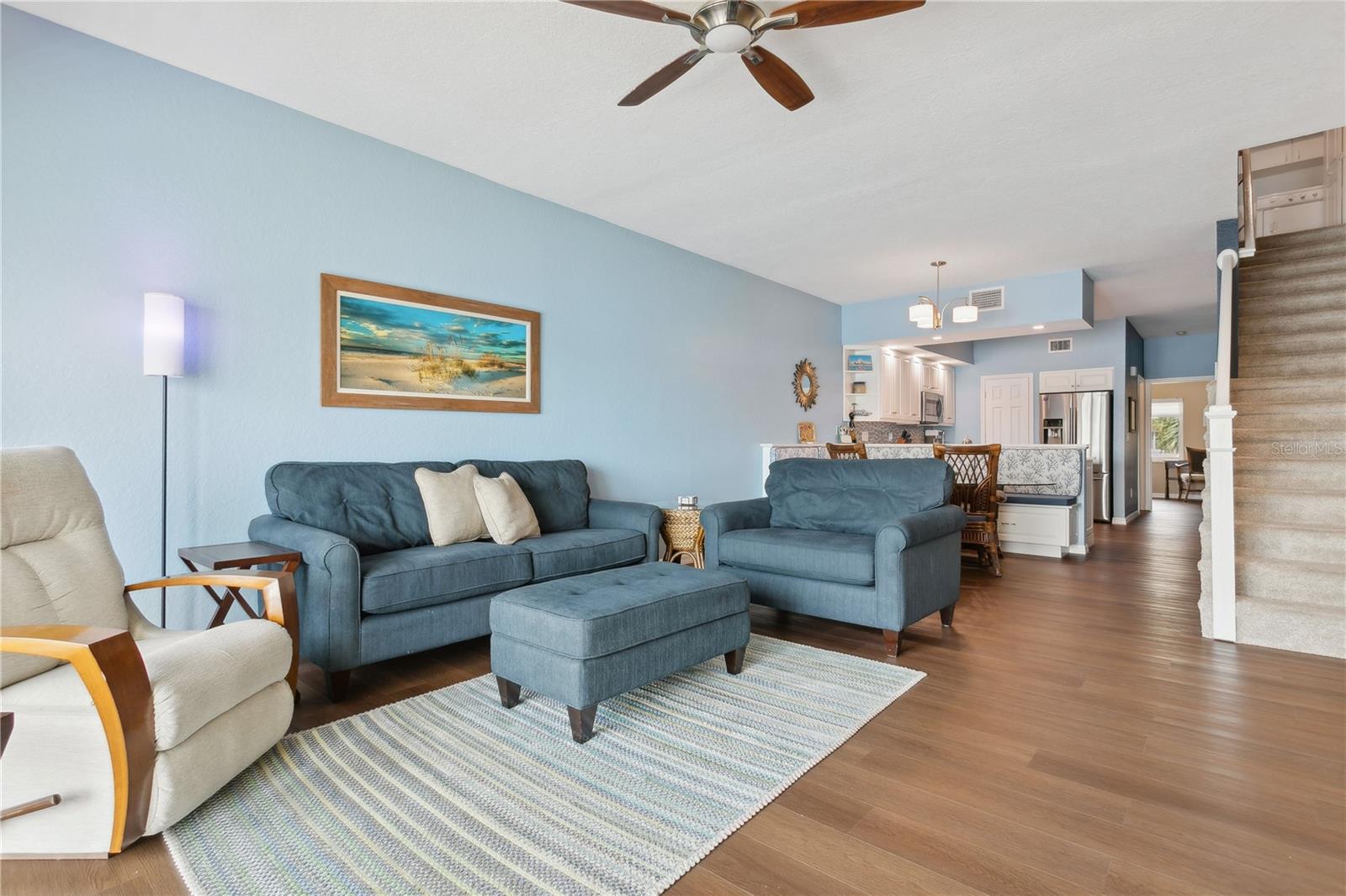 MIRABELLA TWNHMS SUB - Residential Lease