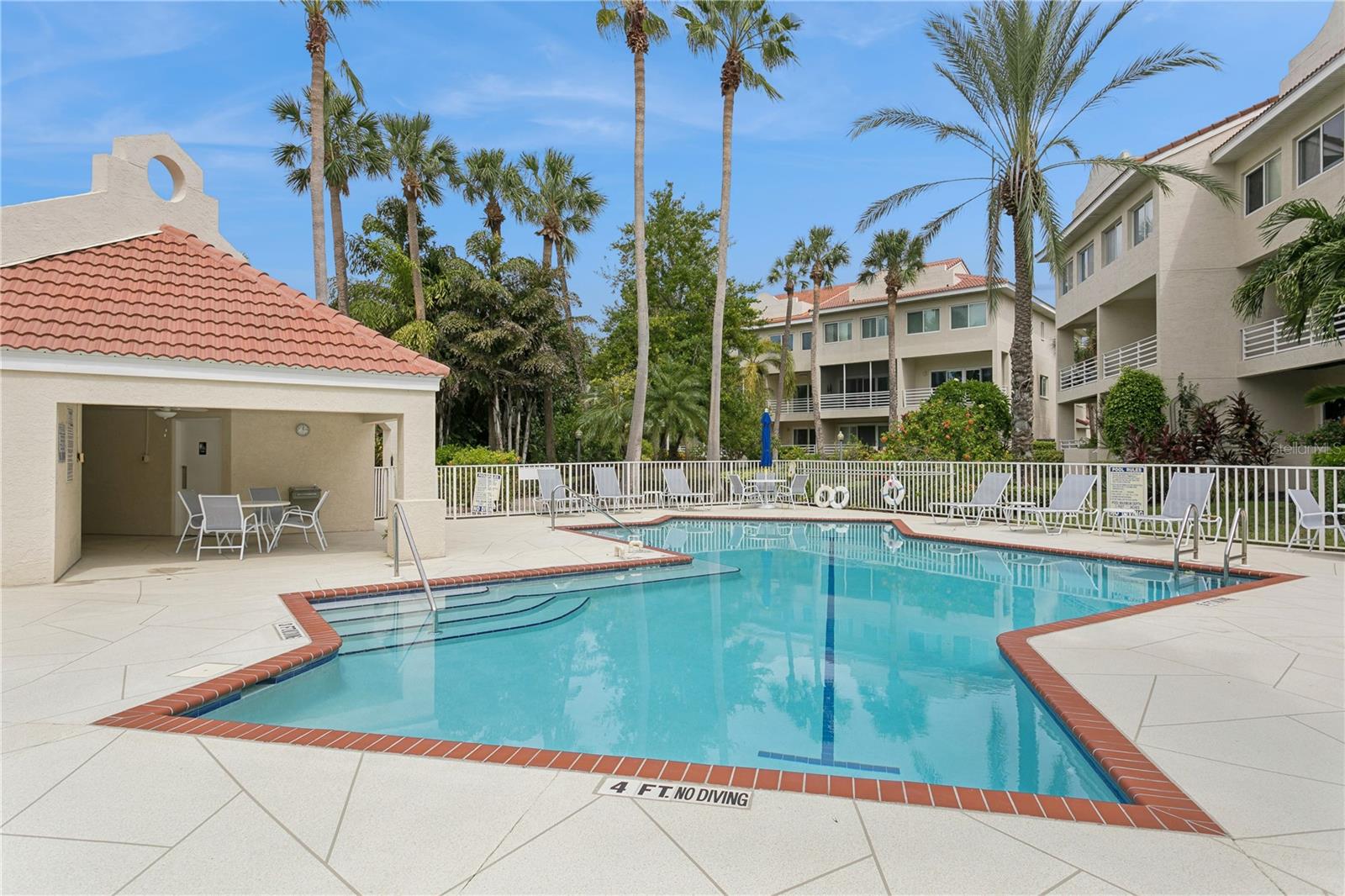 MIRABELLA TWNHMS SUB - Residential Lease