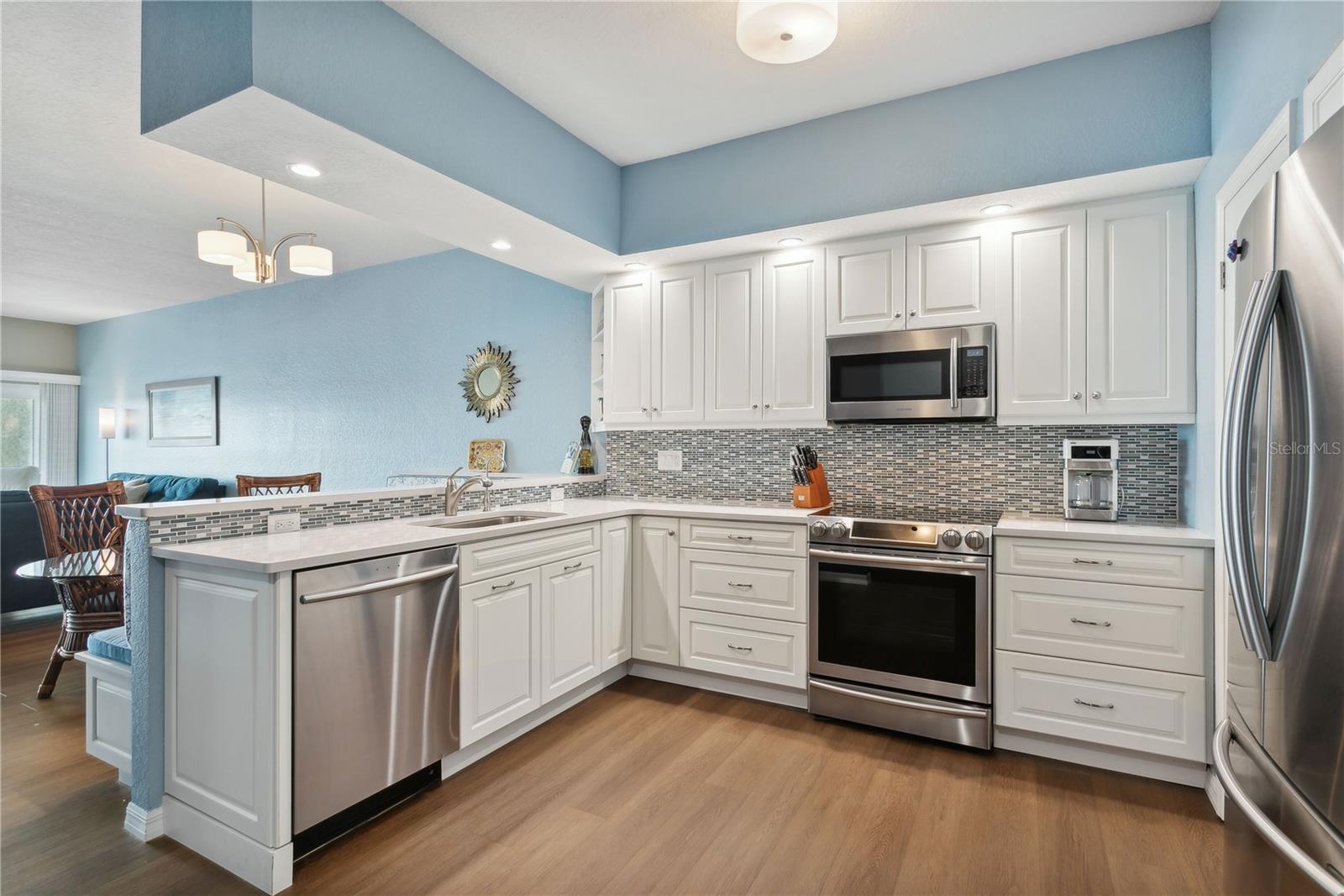 MIRABELLA TWNHMS SUB - Residential Lease