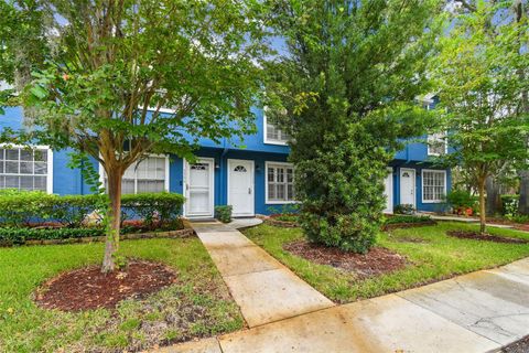 A home in PALM HARBOR